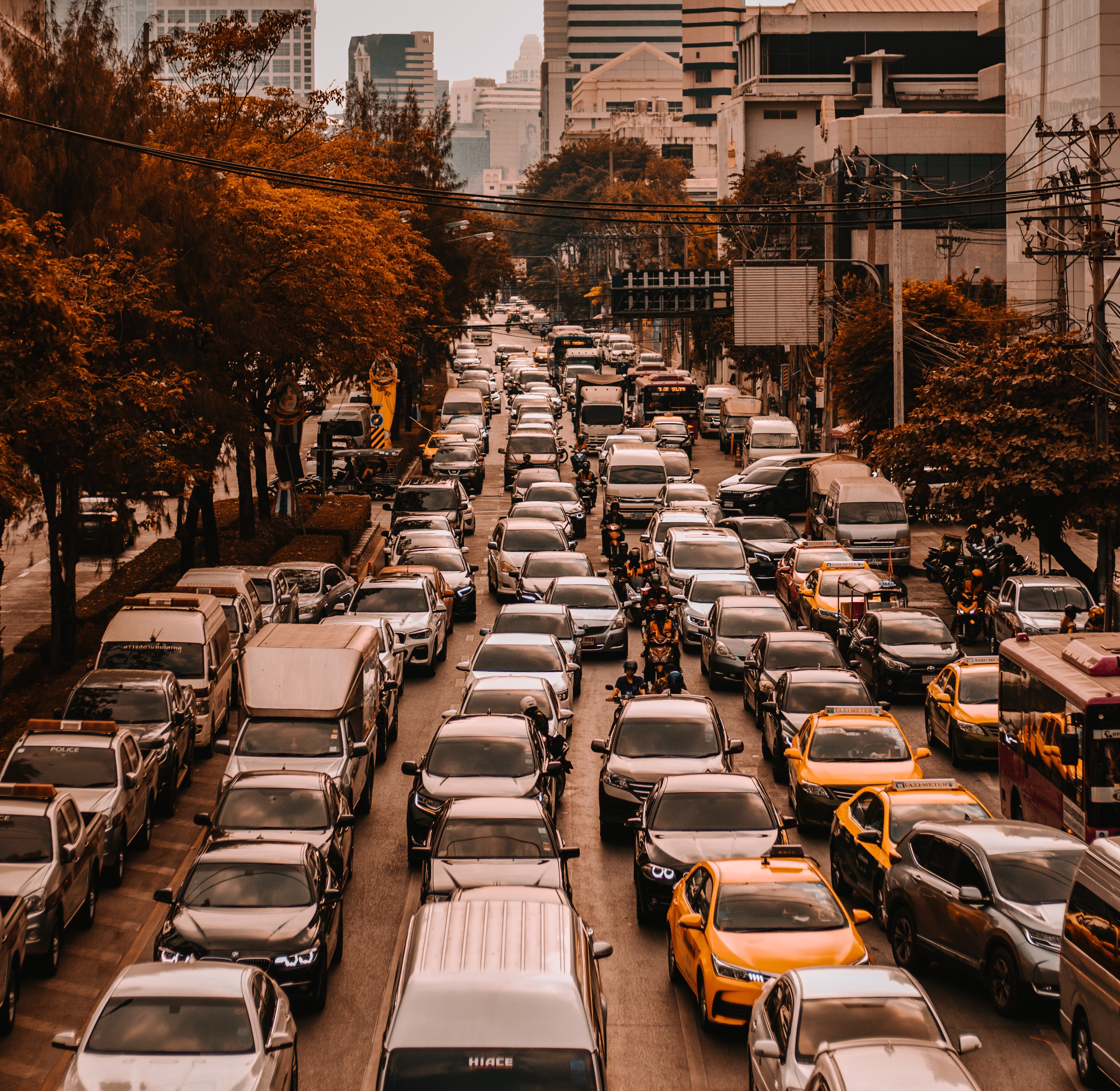 Queues, Photo by Bradyn Trollip on Unsplash